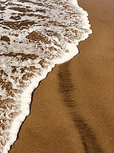 sea waves on shore thumbnail