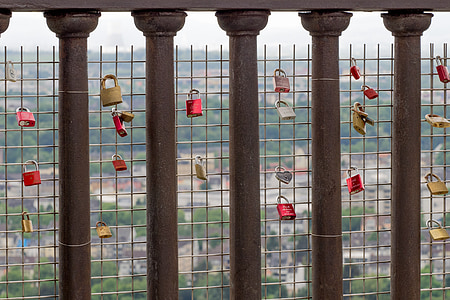 assorted-color love lock lot thumbnail
