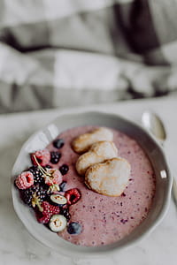 Bowl with yoghurt, gingerbread and fruit thumbnail