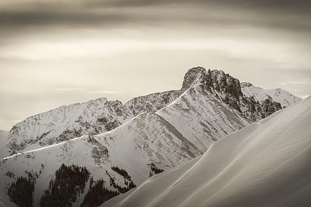 snow covered mountain thumbnail