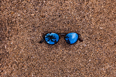Photo of Sunglasses in the Ground thumbnail