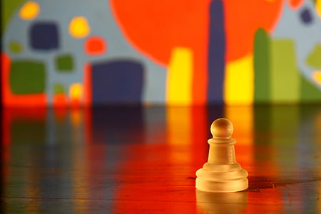brown pawn chess piece thumbnail