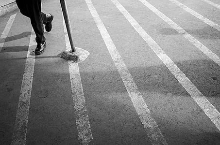 man runs on pedestrian lane thumbnail
