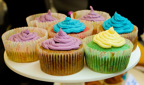 several cupcakes thumbnail