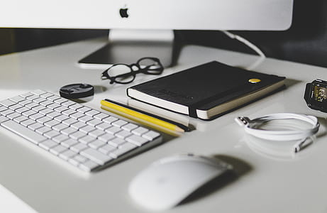 shallow focus of Apple magic mouse thumbnail