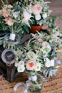 pink bouquets thumbnail