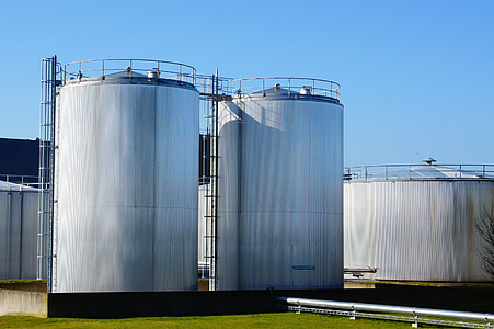 storage silos during dayitme thumbnail