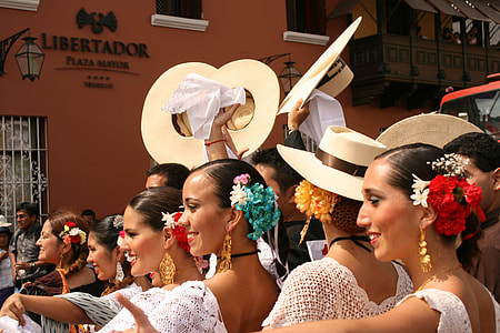 Marinera dancers in Trujillo festival in Trujillo, Peru thumbnail