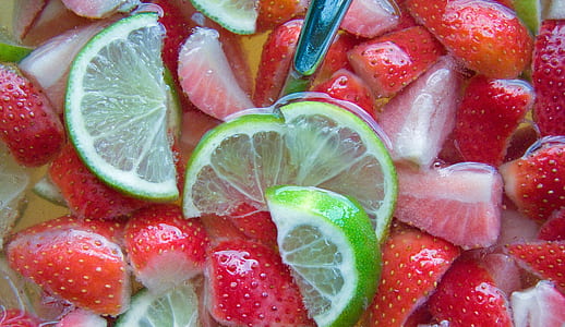 lime and strawberry juice thumbnail