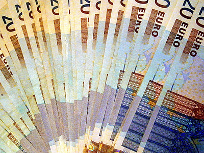20 Euro banknotes thumbnail