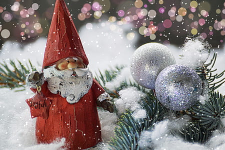 Santa Clause figurine thumbnail