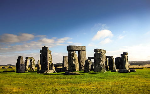Stonehenge in England at daytime thumbnail