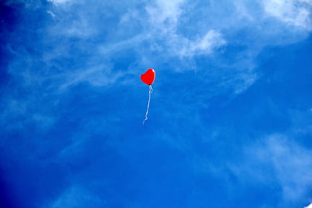 red heart balloon on air thumbnail