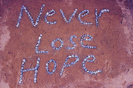 Never Lose Hope text thumbnail