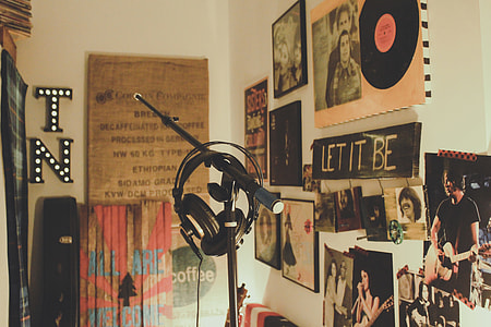 black microphone stand thumbnail