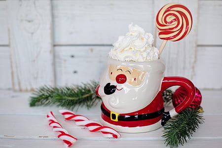 closeup photo of Santa Claus cup thumbnail