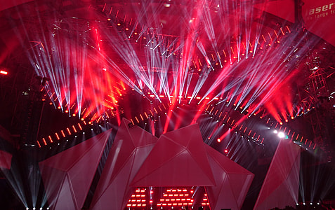 photo of red stage lights thumbnail