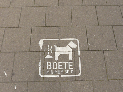 close-up photo of Boete sign thumbnail