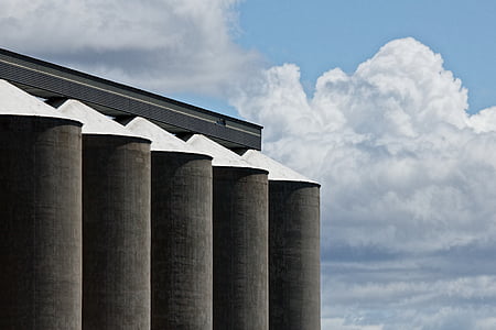 gray concrete building thumbnail