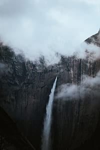 photo of Angel Falls thumbnail