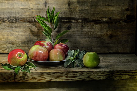apples painting thumbnail