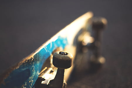 blue skateboard thumbnail
