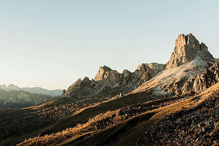 gray rock formations thumbnail