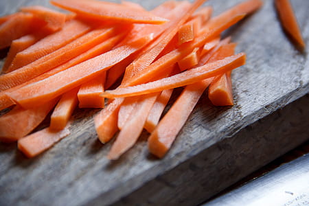 sliced carrots thumbnail
