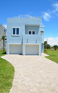 blue concrete house thumbnail