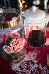 Table Decorations & Flowers for Valentine thumbnail