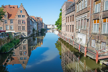 buildings near body of water thumbnail