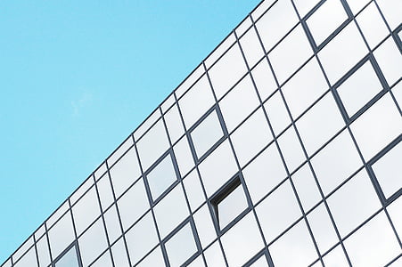 square white graph illustration thumbnail