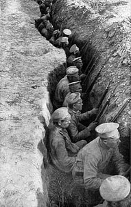 Russia Troops in a Trench awaiting German Attack in World War I thumbnail