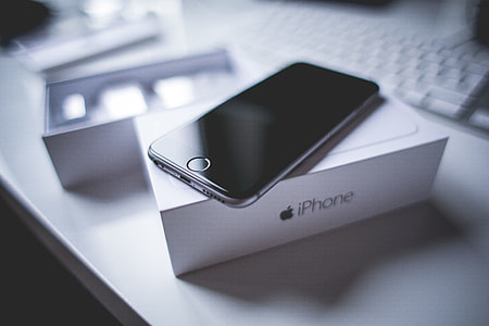 iPhone 6 Unboxing thumbnail