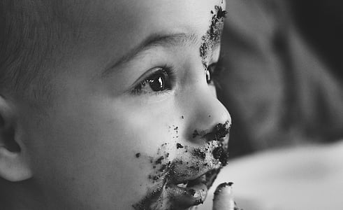 boy eating chocolate thumbnail