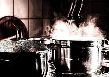 boiling water on gray stainless steel cooking pot thumbnail