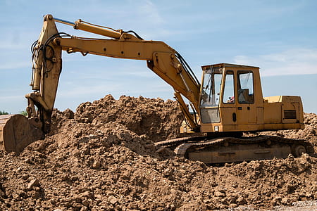 yellow excavator thumbnail