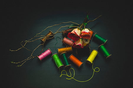 thread spool lot thumbnail