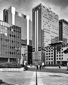 View of Shopping Mall in City thumbnail