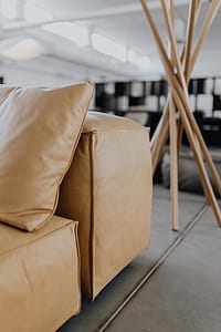 Come up of Modern & Contemporary Tan Leather Sofa thumbnail