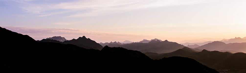 photography of mountains thumbnail