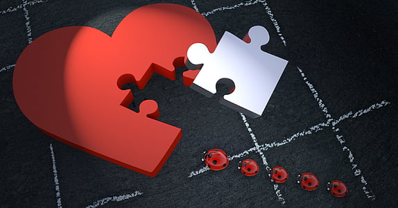 red and white heart puzzle thumbnail