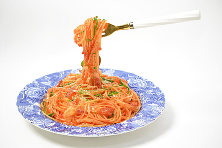 spaghetti in blue ceramic plate thumbnail