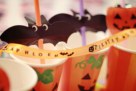Halloween themed cups thumbnail