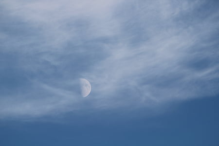 moon at sky thumbnail