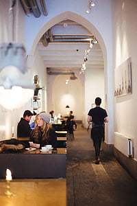 woman leaning on table thumbnail