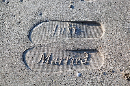 Just Married Foot Prints On Sand thumbnail