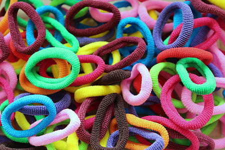 hair ties thumbnail