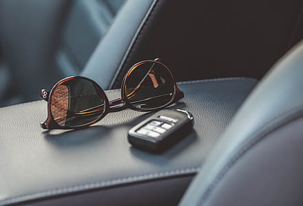 Sunglasses Car Keys Photo thumbnail