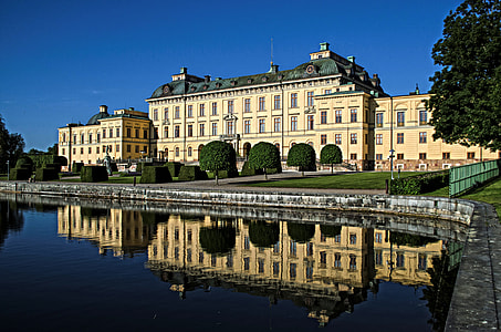 Drottningholm Palace, Castle thumbnail